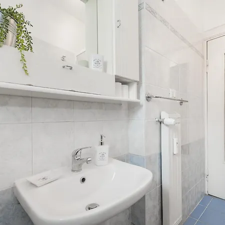 Gæstehus Two Flowers